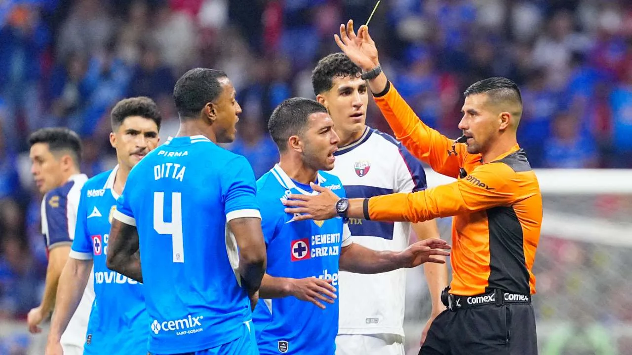 Árbitros del Cruz Azul vs Atlante denuncian amenazas de muerte