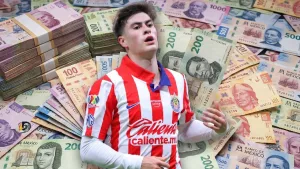 Mientras en Chivas ganaba 21 millones, este sería el millonario salario de Hormiga González en Grecia