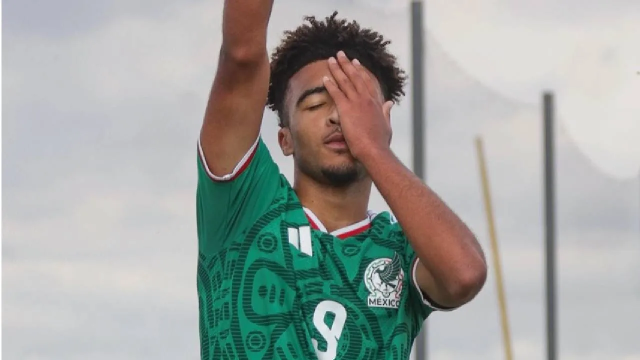 Davian Kimbrough, futbolista que jugó también para EU.