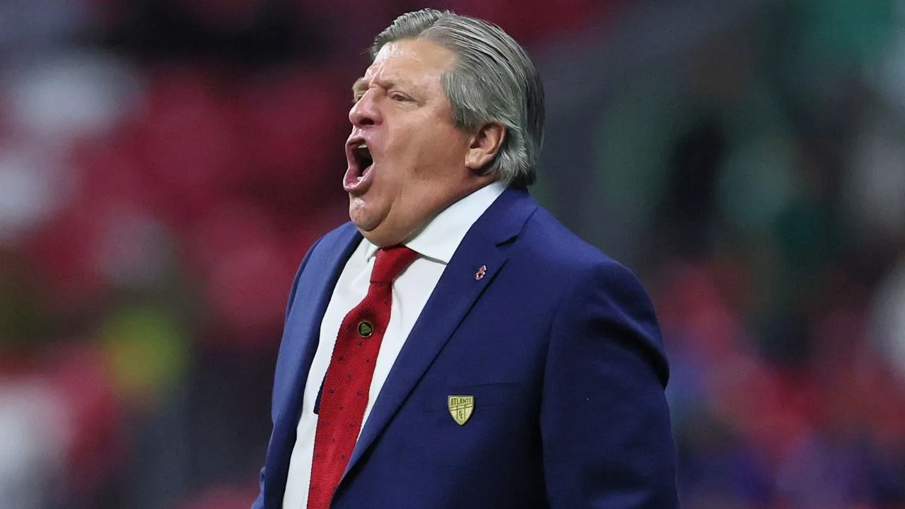 Leagues Cup: Miguel Herrera encara al árbitro tras ser expulsado y el audio se cuela en la transmisión.