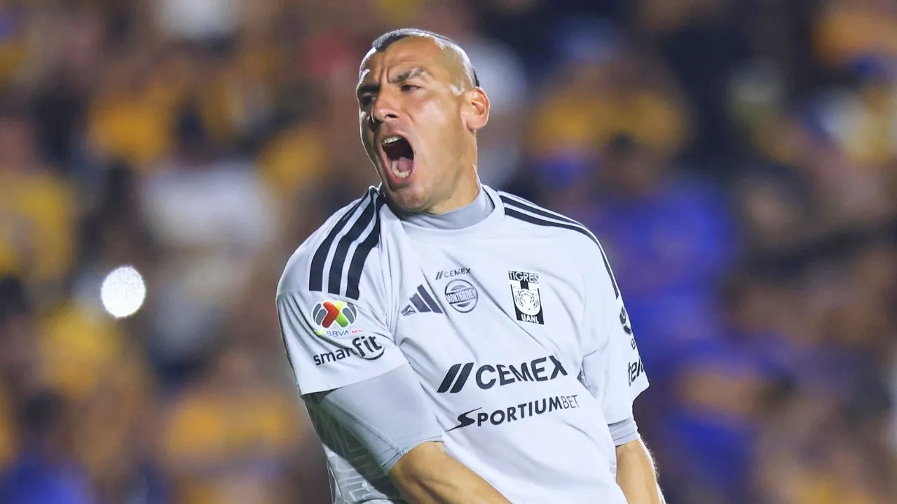 Nahuel Guzmán se redime con Tigres al atajar penal vs Atlante y el Búfalo Aguirre no perdona.