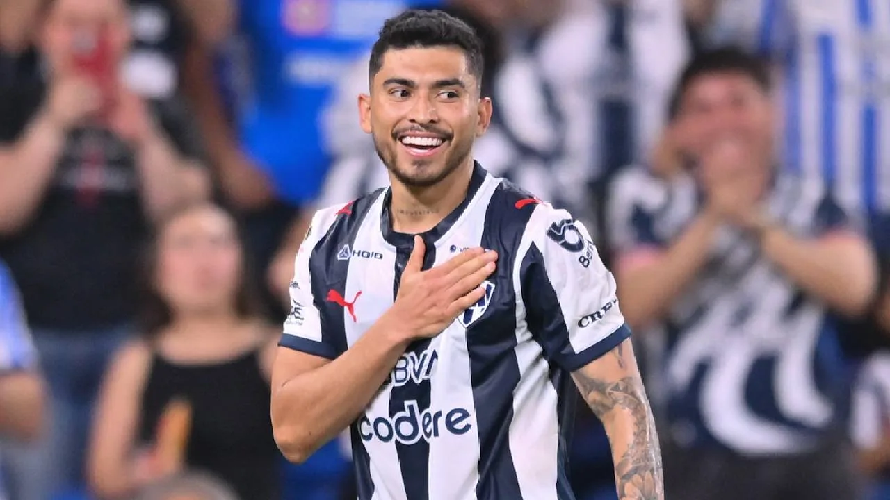 Orbelín Pineda, jugador de Rayados de Monterrey.