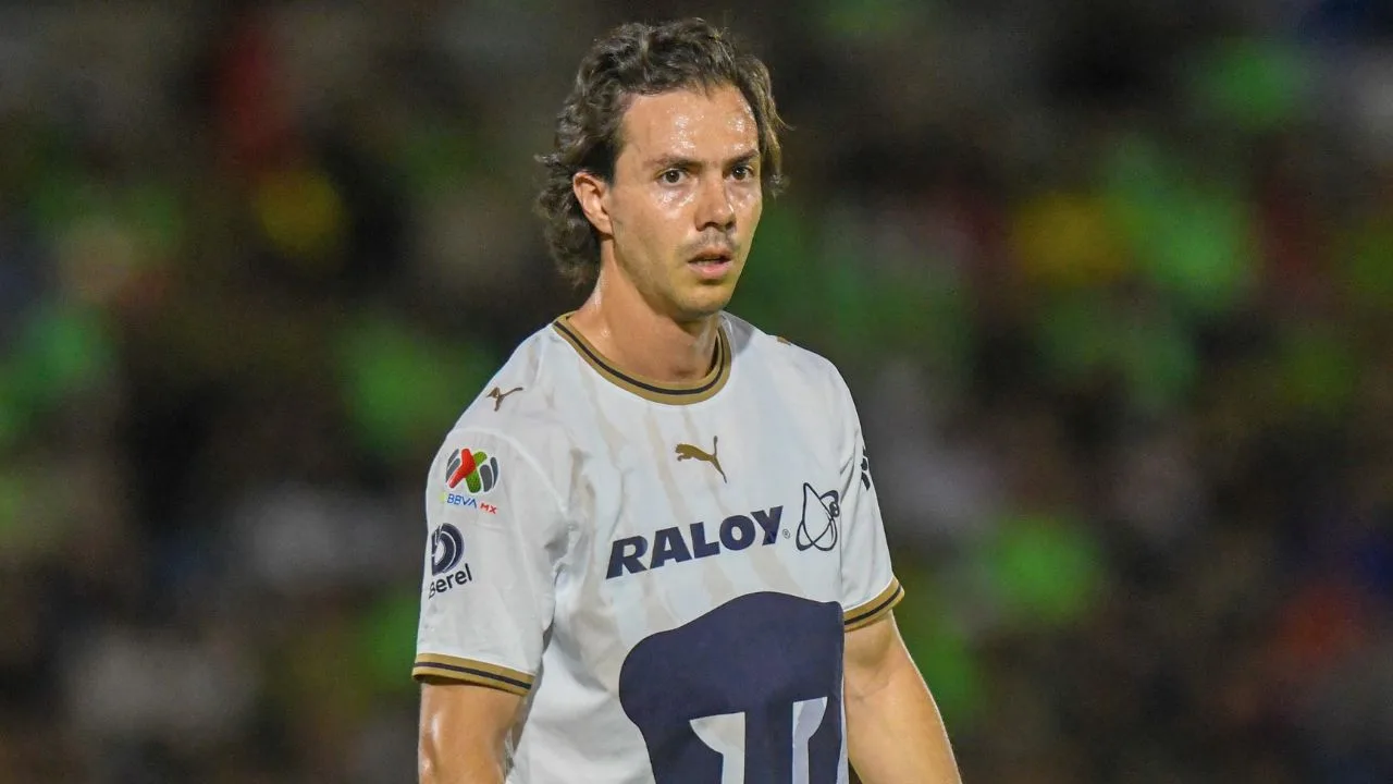 Sebastián Córdova enciende las alarmas en Pumas: qué le pasó y qué tan grave es su lesión.