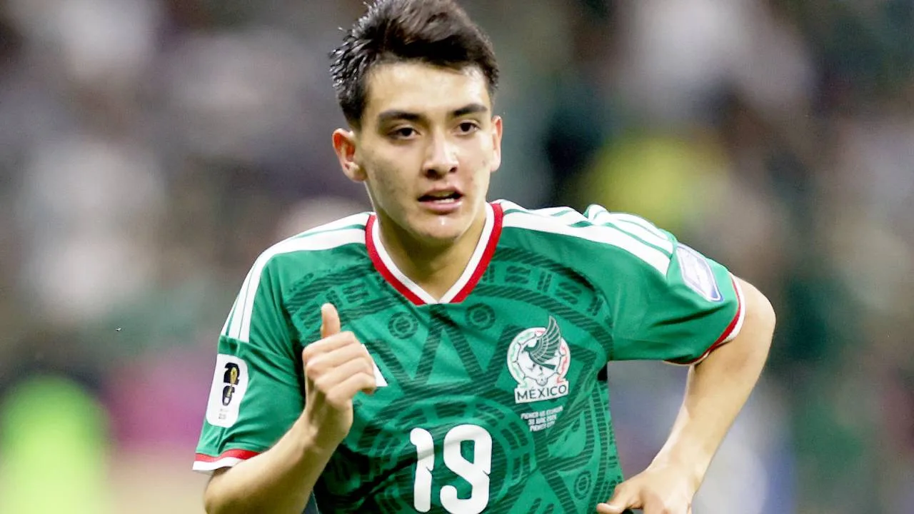 Gilberto Mora quedó fuera de los nominados al premio Joven Talento.