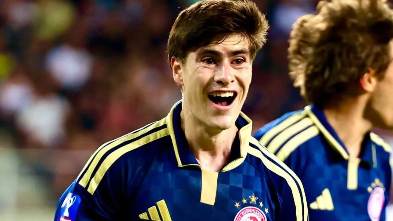 Hormiga González volvió a marcar con Olympiacos.