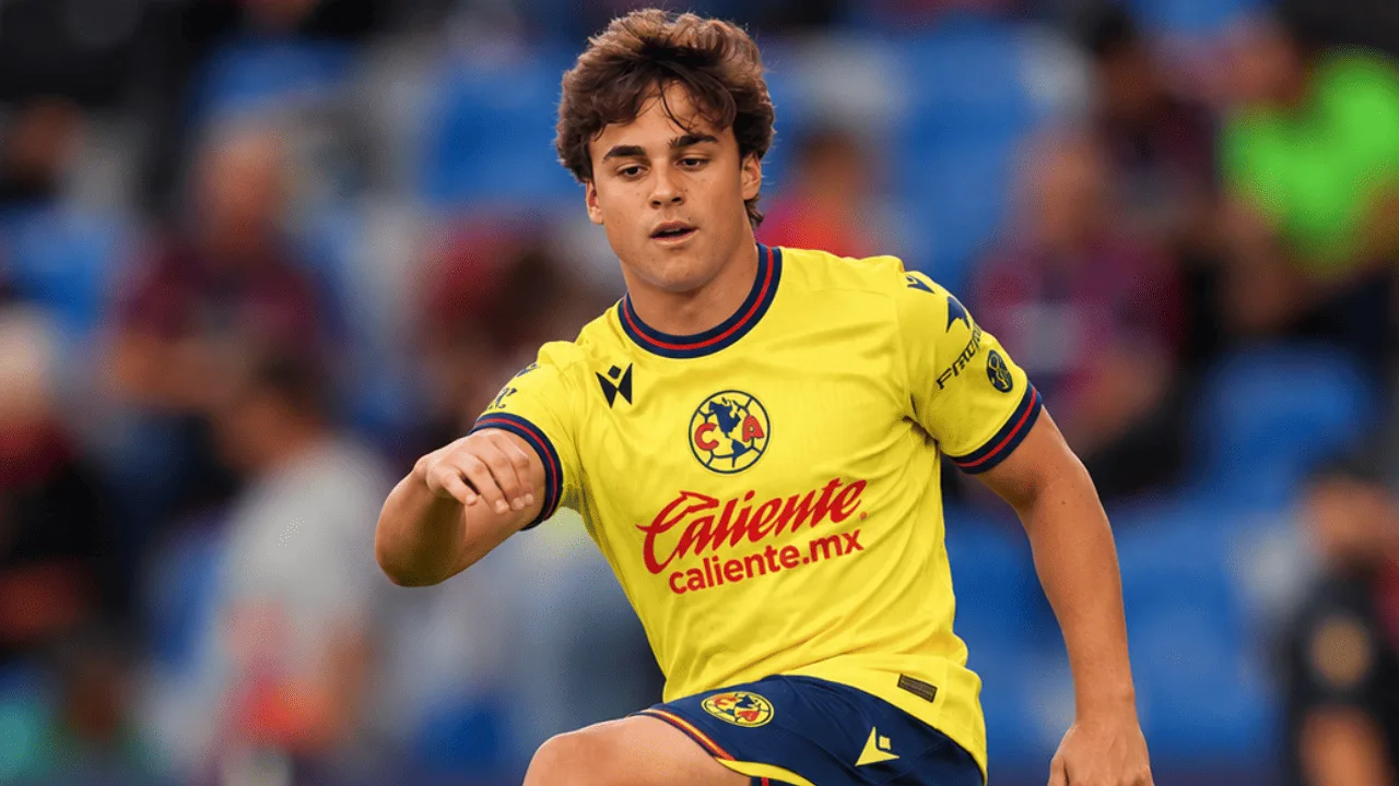 ¿Carlos Álvarez arrastra una pubalgia?