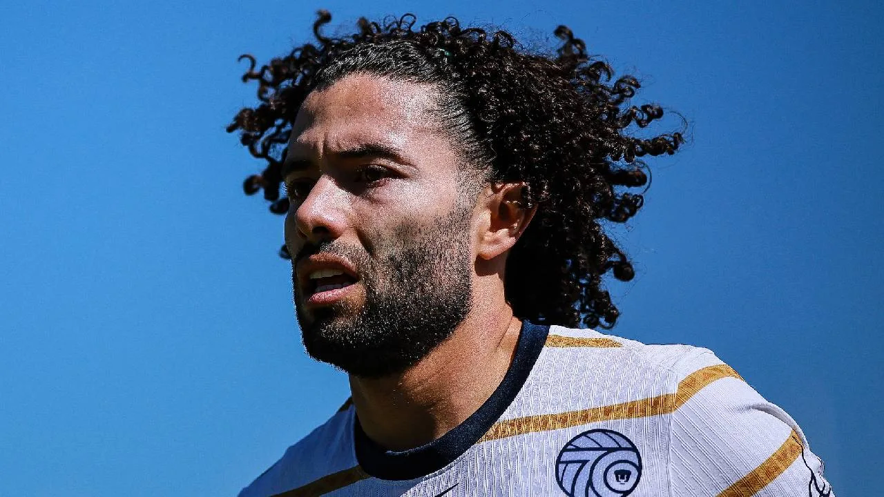 Chino Huerta, futbolista de Pumas.