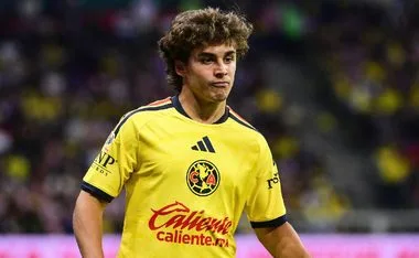 Carlos Álvarez
