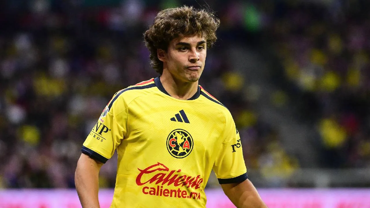 Carlos Álvarez, jugador del América.