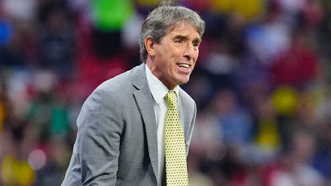 Guillermo Almada, DT del América.