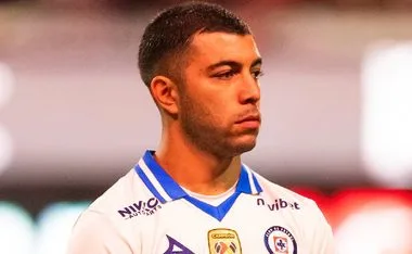 Erik Lira