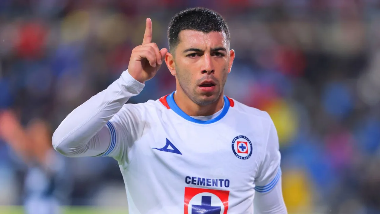 ¿Jugará Erik Lira con Cruz Azul vs Santos? Esta es la convocatoria de Joel Huiqui.