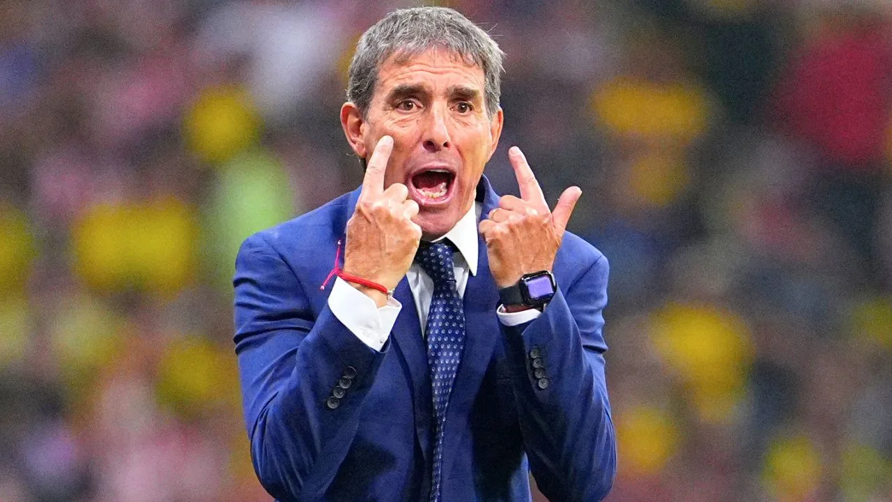 Destapan fricciones en América: seleccionado se habría quejado de Guillermo Almada con la directiva.
