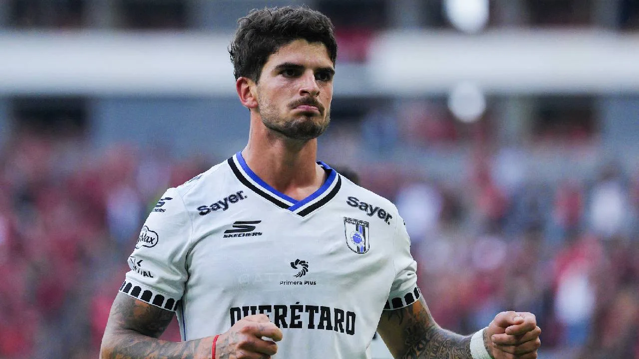 Santiago Homenchenko, jugador del Querétaro.