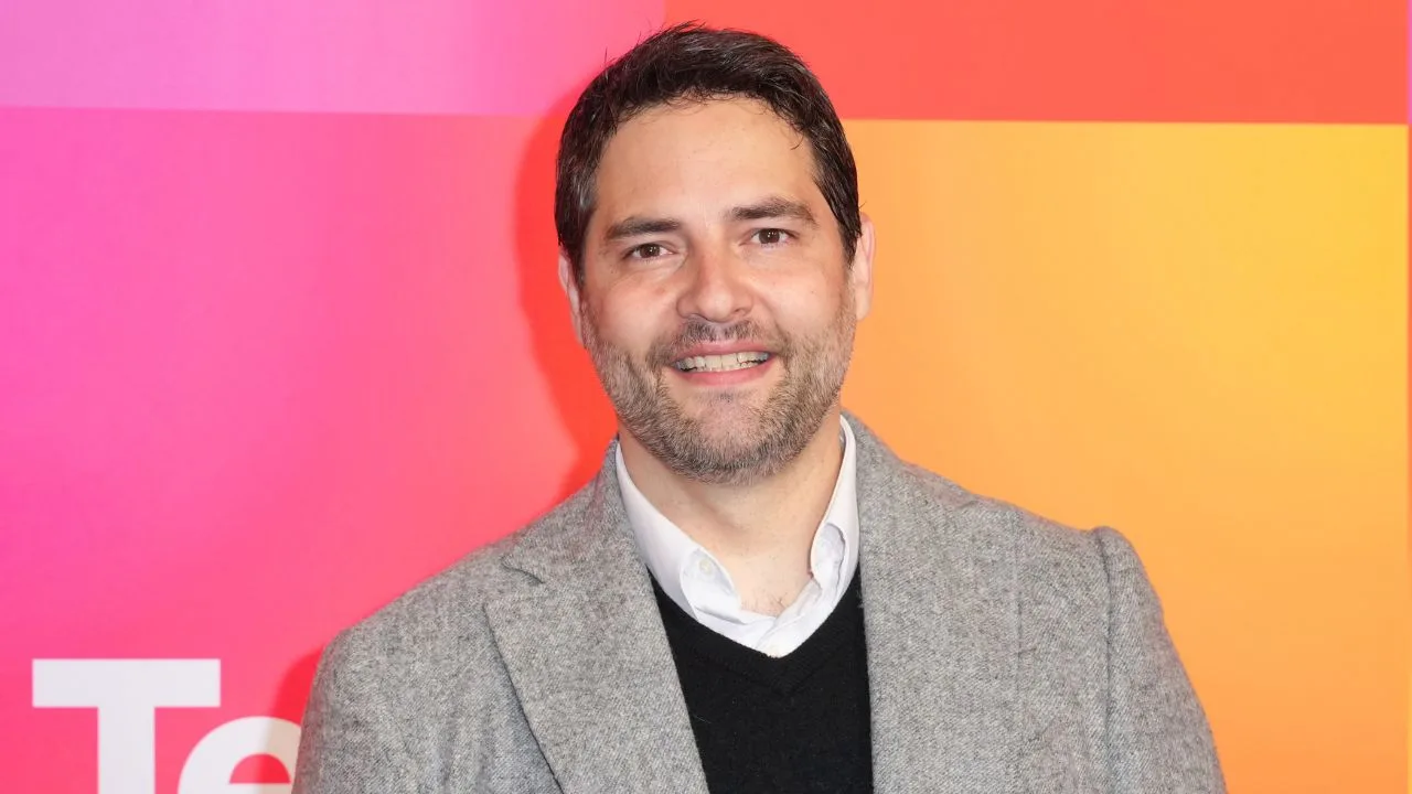Así fue el reencuentro de Memo Schutz con su esposa en La Casa de los Famosos.