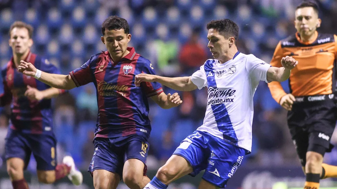 La polémica aparece en el Puebla vs Atlante: ¿era o no era penal para la Franja?