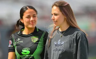 Rebeca Bernal y Janelly Farías