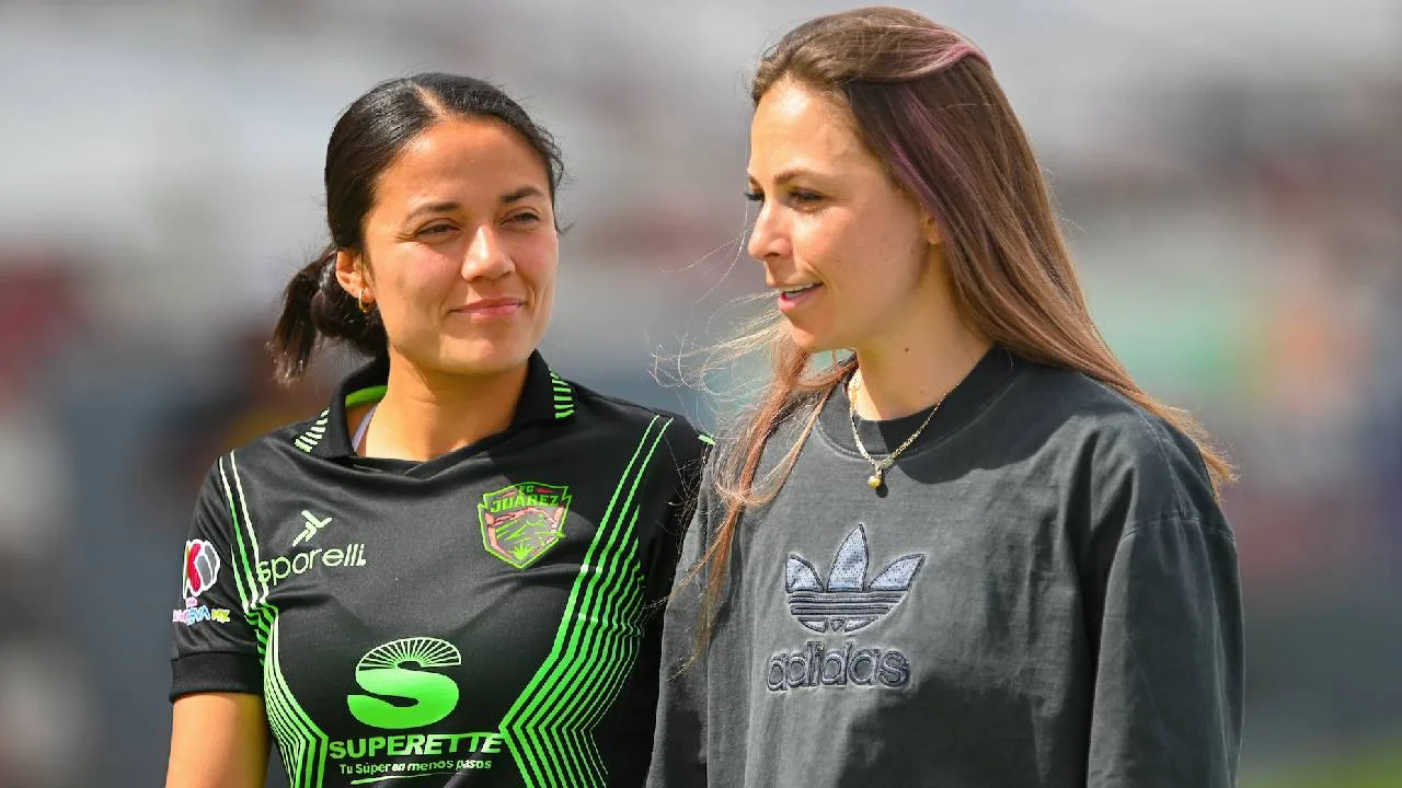 Rebeca Bernal y Janelly Farías.
