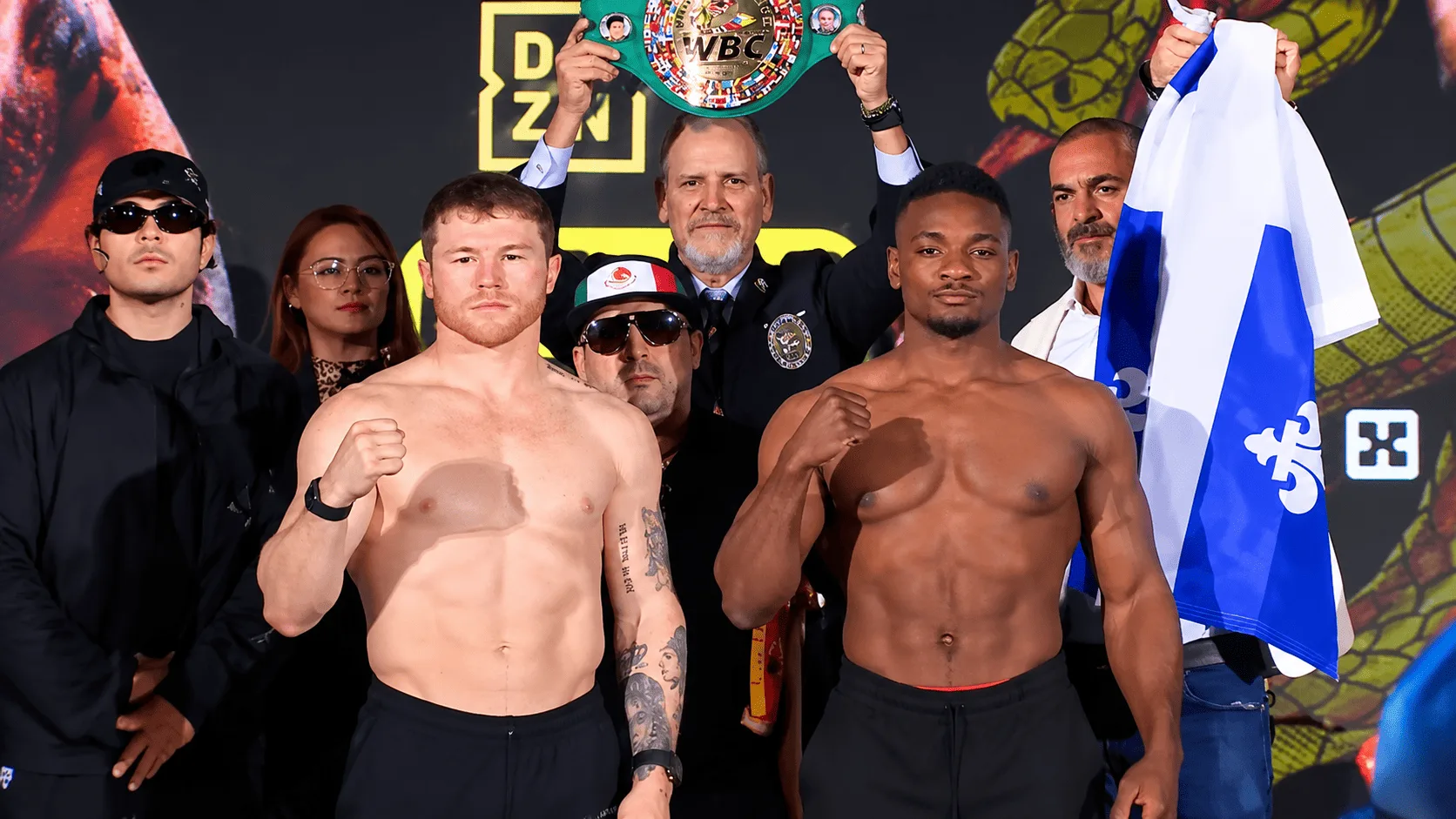 Canelo y Mbili superaron la báscula.