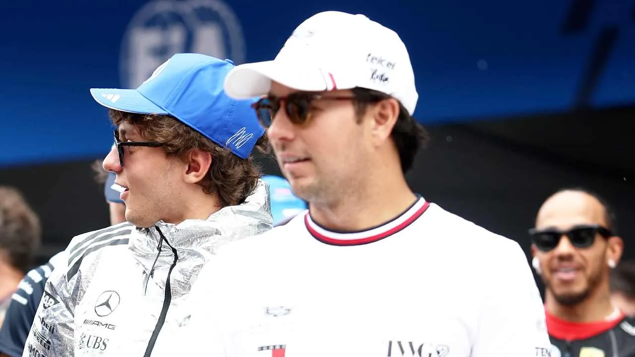 Checo Pérez culpa al Safety Car tras sufrir con Cadillac en Bahréin