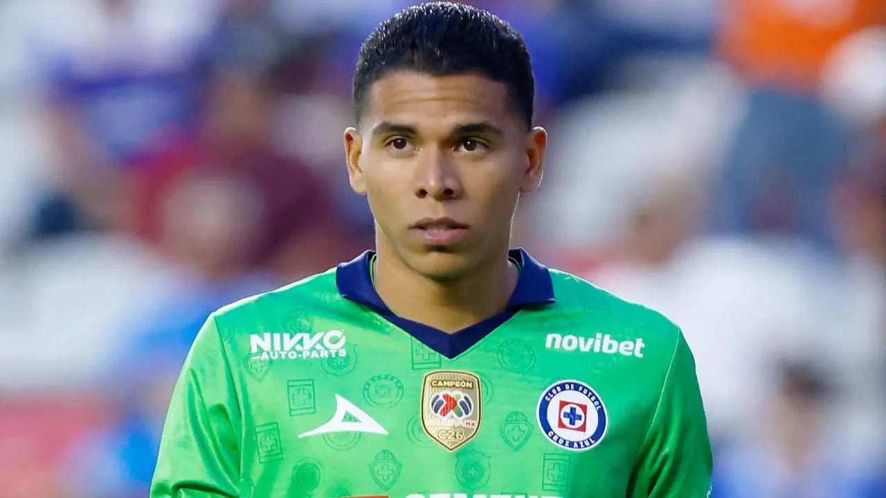Kevin Mier analiza su salida de Cruz Azul y sus posibles destinos