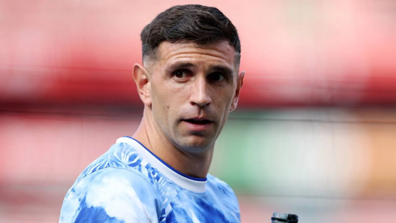 Dibu Martínez, portero del Chelsea.
