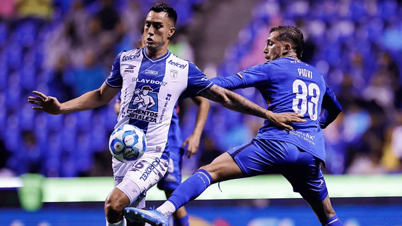 Pachuca recibe a Cruz Azul.