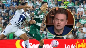 David Faitelson destroza al arbitraje por la expulsión de Nathan Silva en Pumas vs. Santos Laguna