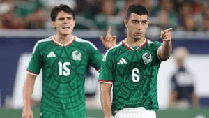 La reacción de los jugadores de México al grosero error del Tala Rangel ante Estados Unidos
