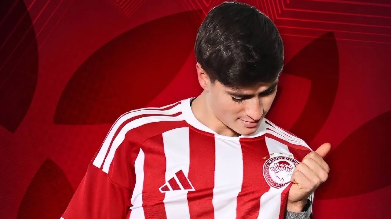 Hormiga González, delantero mexicano.