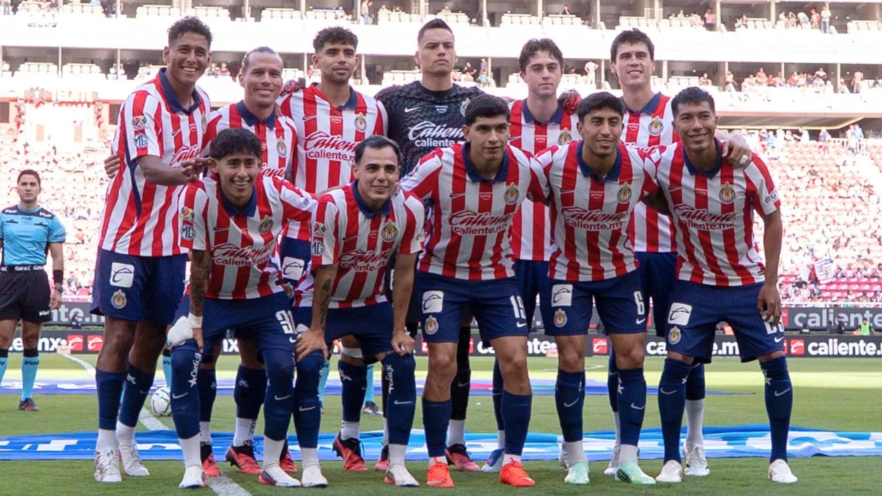 Filtran jersey alternativo de Chivas y no le gusta nada a la afición: ¿por qué?
