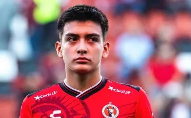 Gilberto Mora