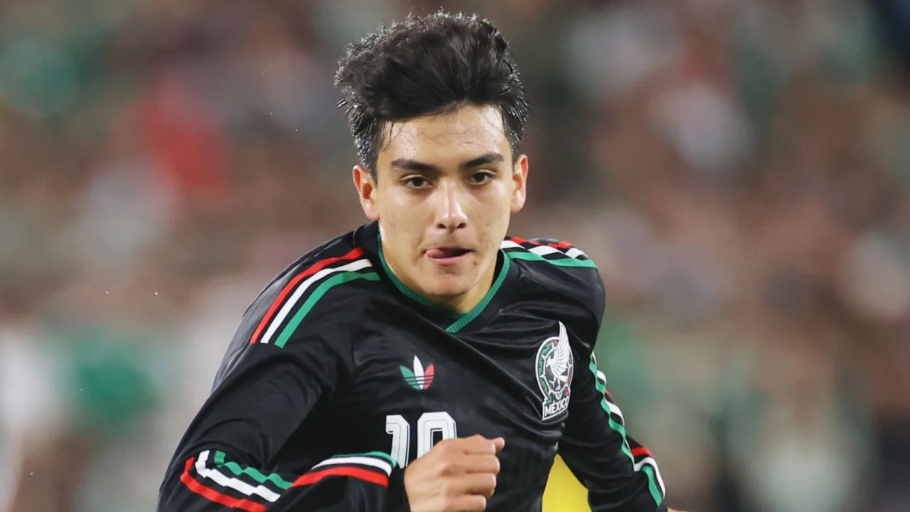 Gilberto Mora causa baja de última hora y no jugará con México vs Estados Unidos: este es el motivo.