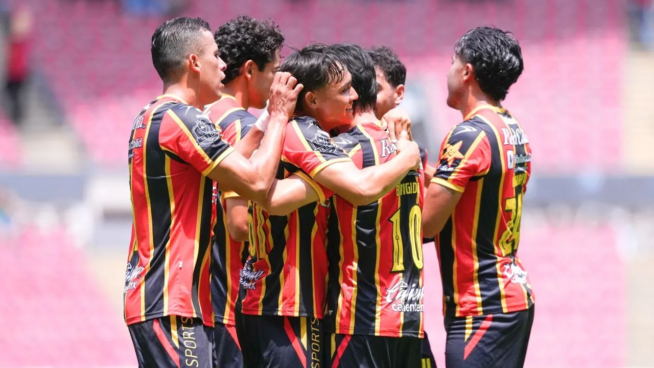 ¿Leones Negros pagará para llegar a la Liga MX tras nuevo estadio? Club rompe el silencio y fija su postura.