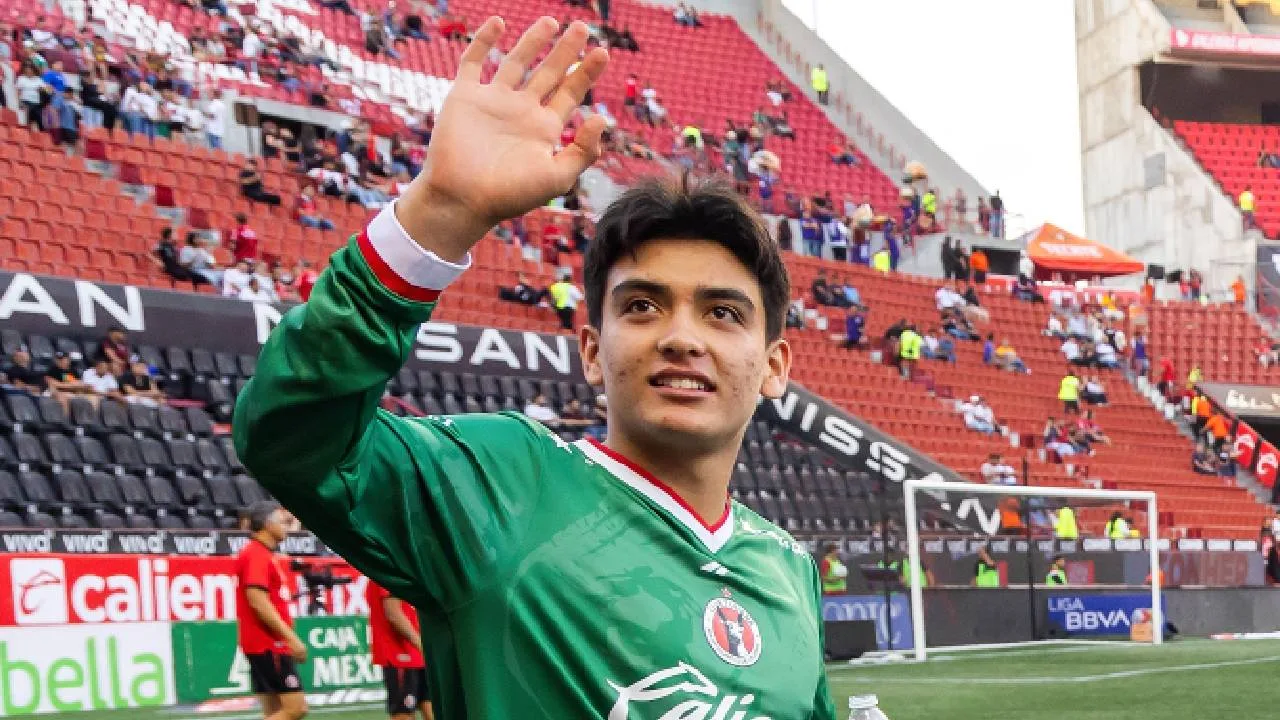 Gilberto Mora, jugador mexicano.