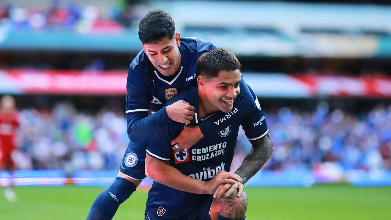 Pumas vs Cruz Azul: Los tres jugadores que Joel Huiqui recuperará para la Jornada 11 del Apertura 2026.