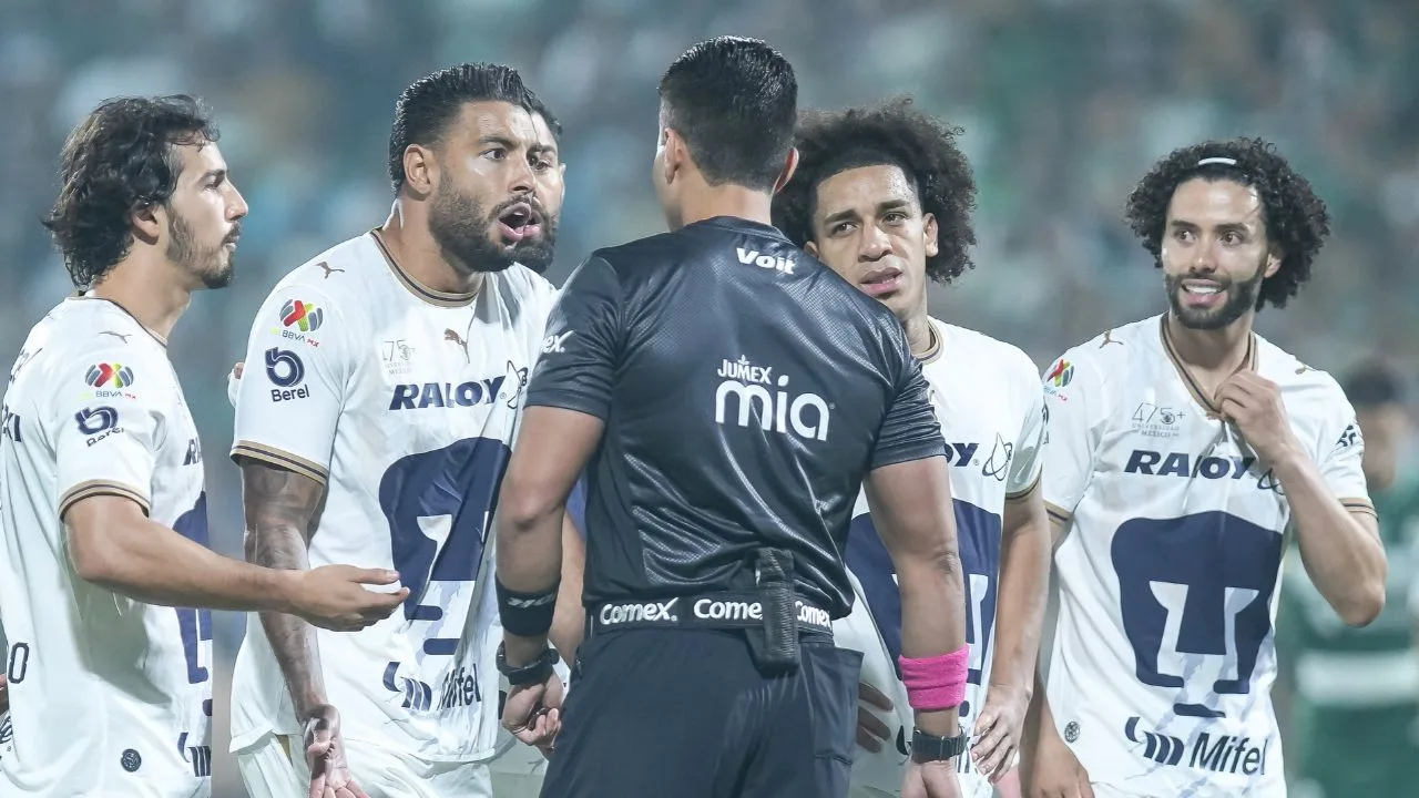 Pumas mete protesta por el arbitraje en el partido ante Santos Laguna: esto es lo que busca.