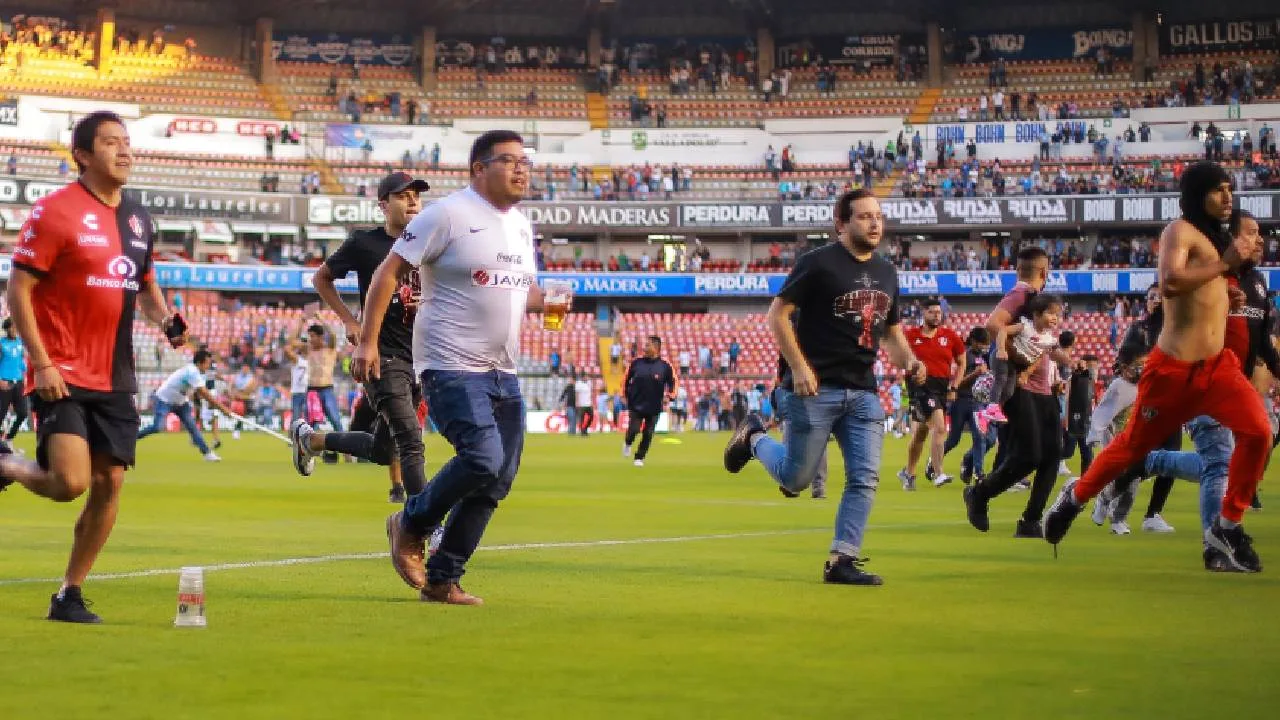Todo se dio en un Querétaro vs Atlas.